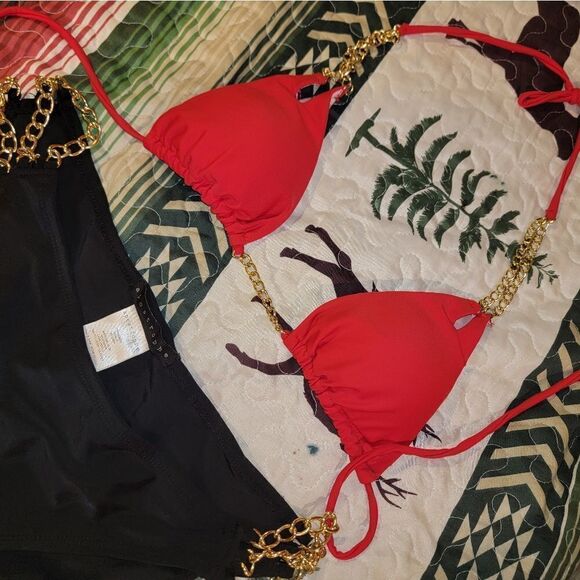 Blackā&āRedāchain-linkāBikiniā(M/L) - Picture 10 of 10